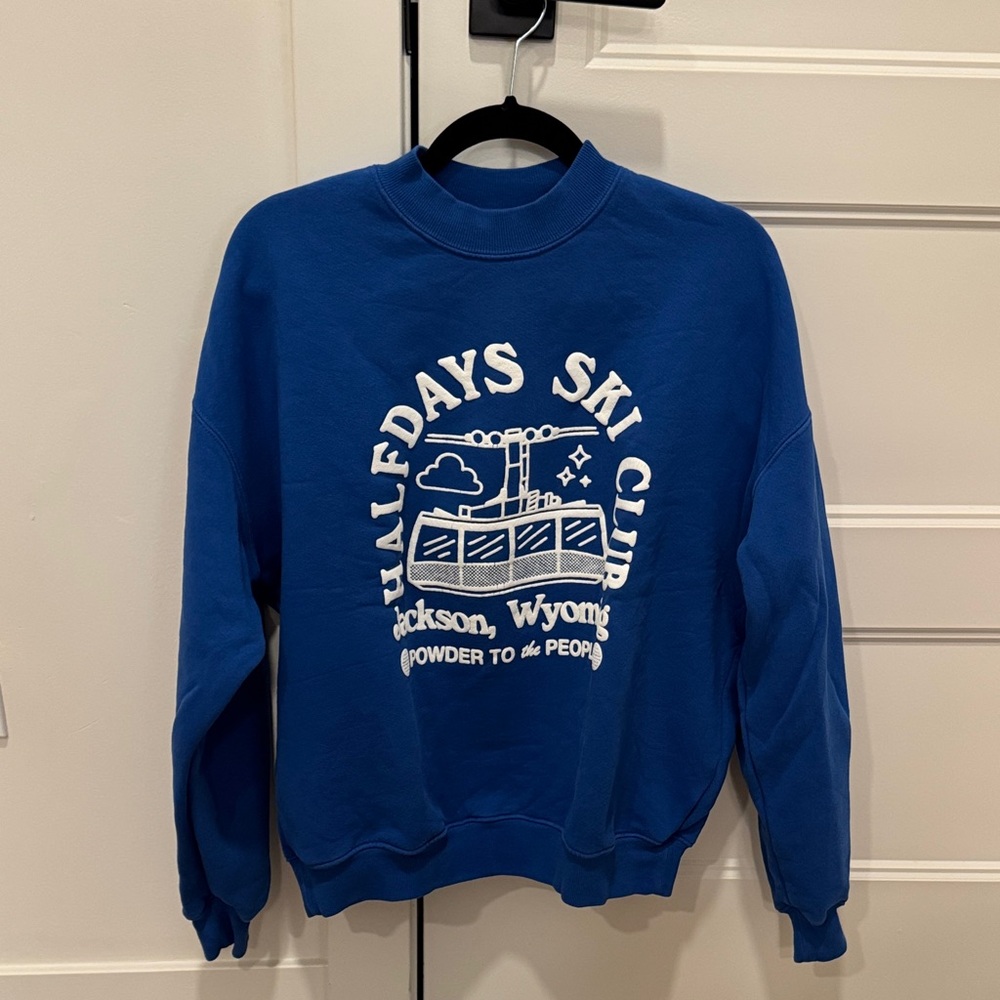 halfdays blue Jackson hole ski club sweatshirt size extra small
